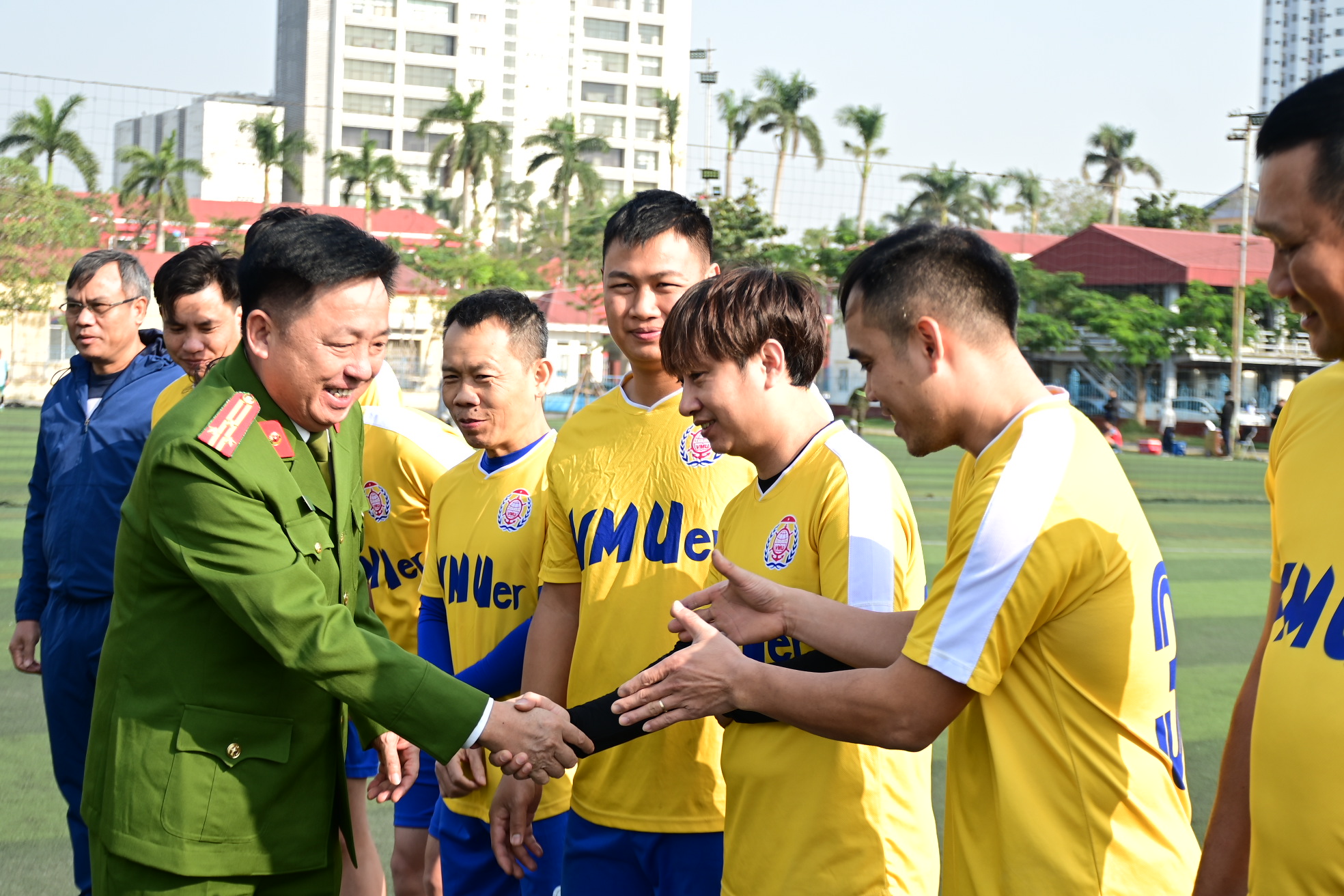 Phòng Cảnh sát PCCC và CNCH giao hữu  bóng đá với trường Đại học Hàng hải Việt Nam (Hải Phòng)